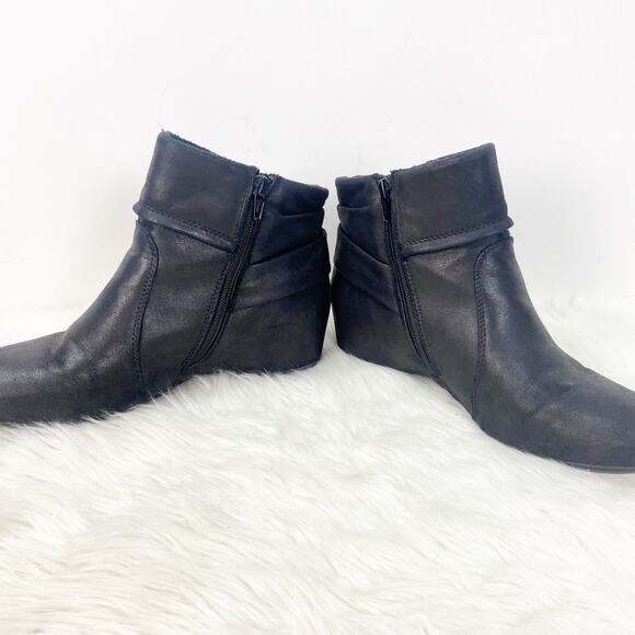 Baretraps 8.5 M Womens Black Leather Saydie Zip-up Ankle Booties - Picture 7 of 8